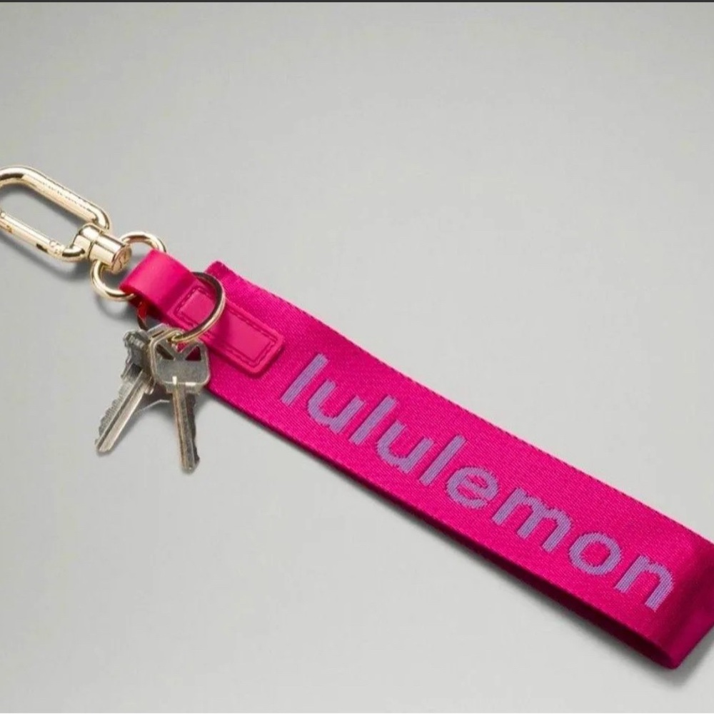 Lululemon Never Lost Keychain